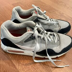 Nice Air Max. Men’s size 10.